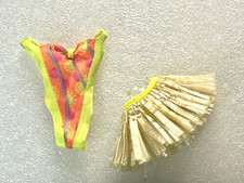 Barbie Skipper Doll Hawaiian Fun Swimsuit Grass Hula Skirt VTG 1990