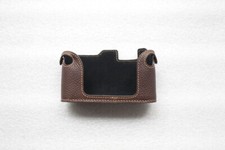 Custodia mezza fotocamera in vera pelle fatta a mano per Voigtlander Bessa R