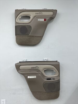 95-00 Chevy GMC Yukon Denali Tahoe Set of Rear Door Panels Power OEM Tan Rare