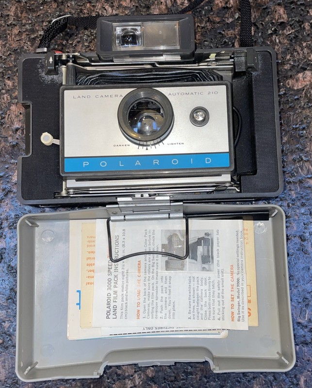 Vintage Polaroid Automatic 210 Instant Film Land Camera - UNTESTED