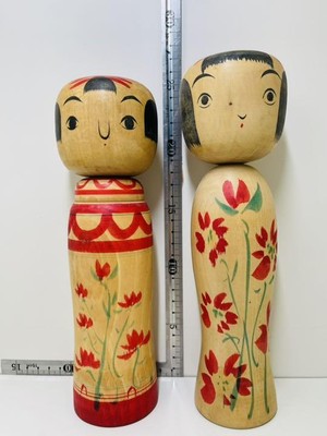 Japanese traditional crafts Kokeshi dolls by Tsuneyoshi Abe
