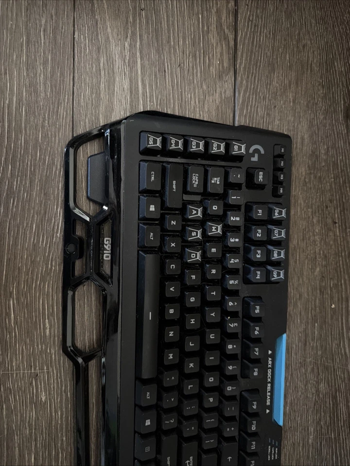 Logitech G910 Orion Spectrum RGB Mechanical Gaming Keyboard - Black - Image 4 of 4