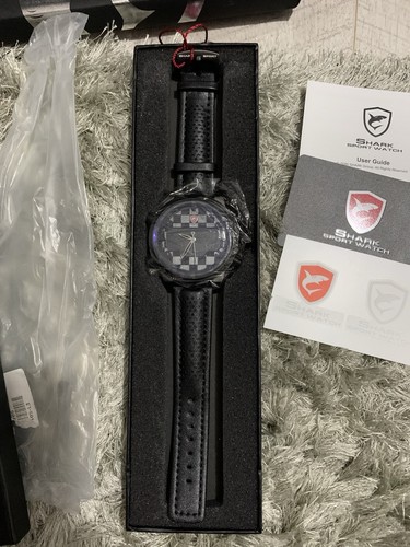 Men’s Shark Watch - Picture 4 of 7
