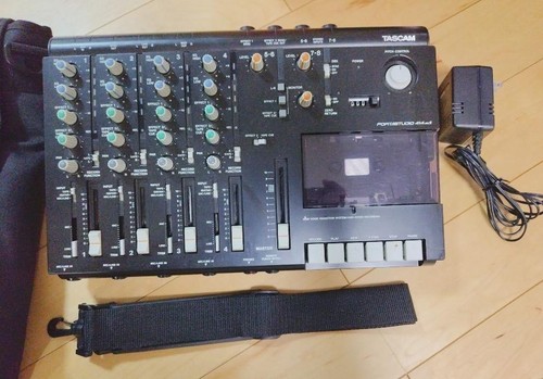TASCAM PORTASTUDIO 424MKII Multitrack Recorder 4-Track 4-Channel 424 MKII MK2 - Picture 2 of 4