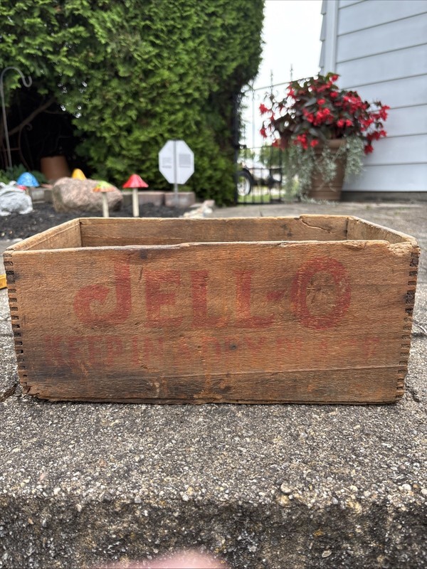 ANTIQUE  JELL-O COMPANY LEROY, N.Y. WOODEN DOVETAIL CRATE / ADVERTISING BOX L$$K