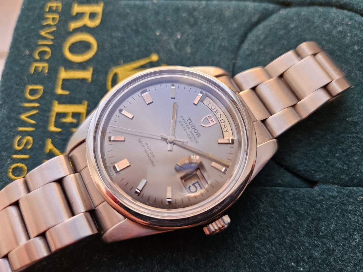 ❼正規HD刻印★ビンテージ1960s〜シルバー色OLDエナメル七宝製タイピン 38mm Jumbo Tudor Prince Date + Day 7017/0 by **Rolex** (Serviced