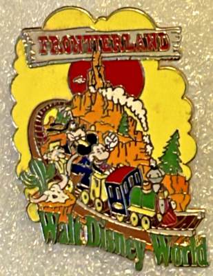 Disney Pin 159 WDW - Mickey & Goofy - Frontierland - Big Thunder