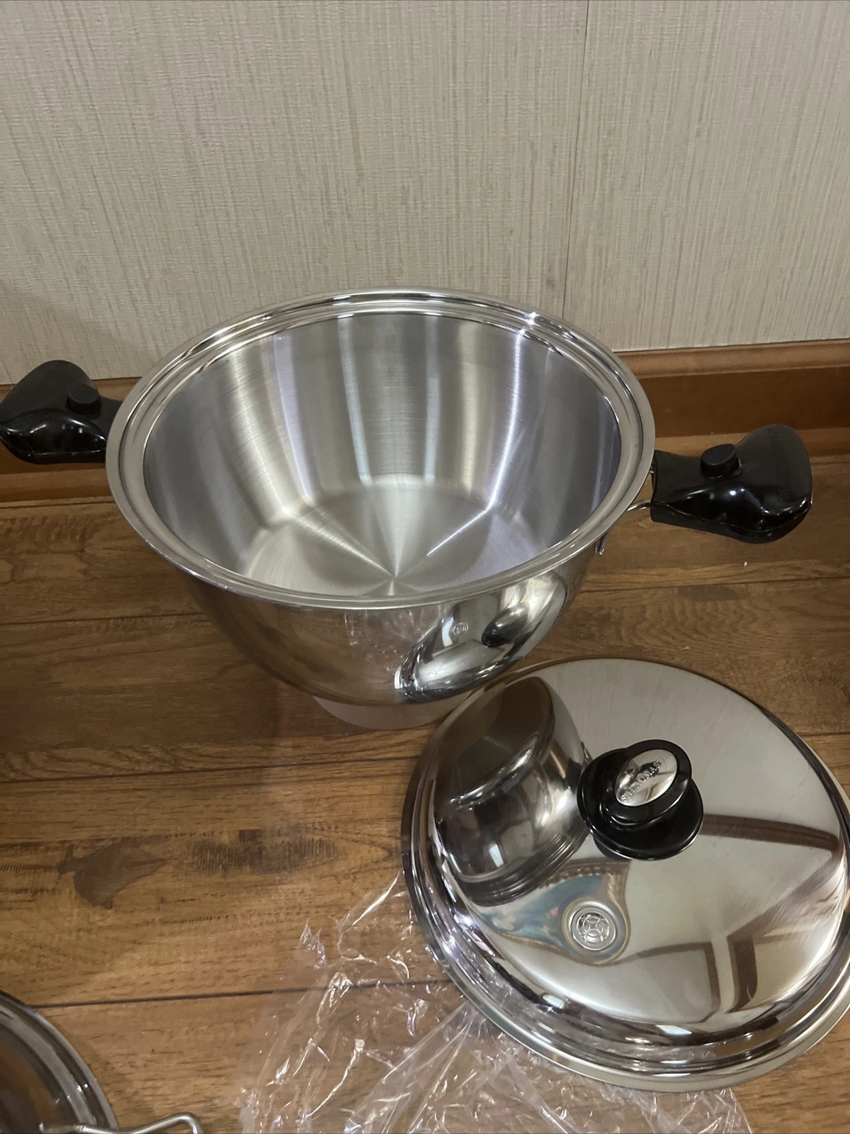 Saladmaster 316ti Titanium waterless Cookware Limited Edition 6 Quarts New