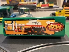 TEXACO 1934 Diamond T. Tanker "Doodle Bug" Locking Die Cast Coin Bank ERTL 1994