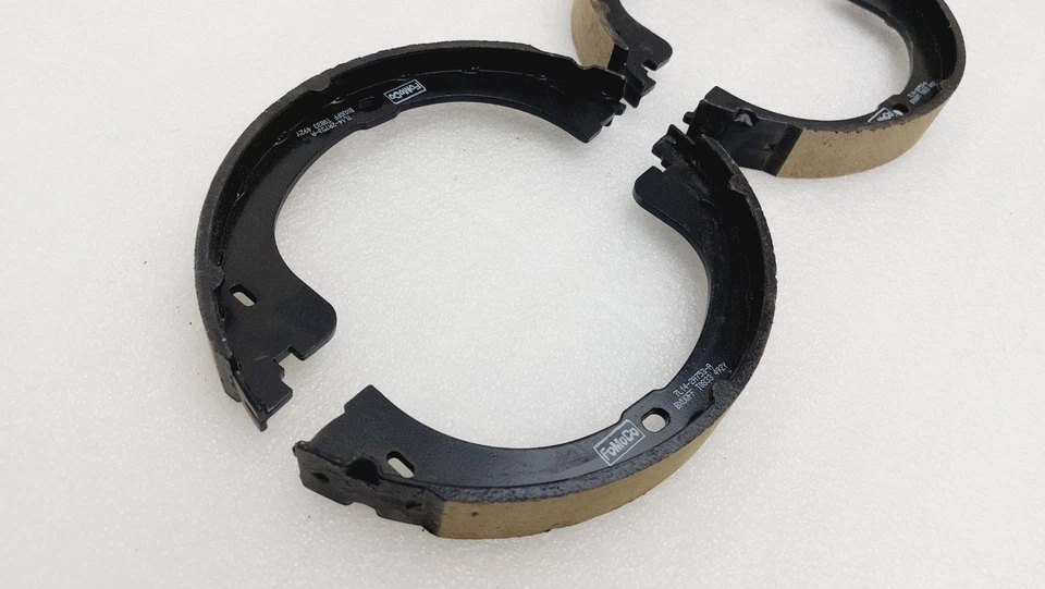 2007-2017 Ford Expedition Left & Right Rear Parking Brake Shoe Set 7L1Z2A753A - Image 2 of 4