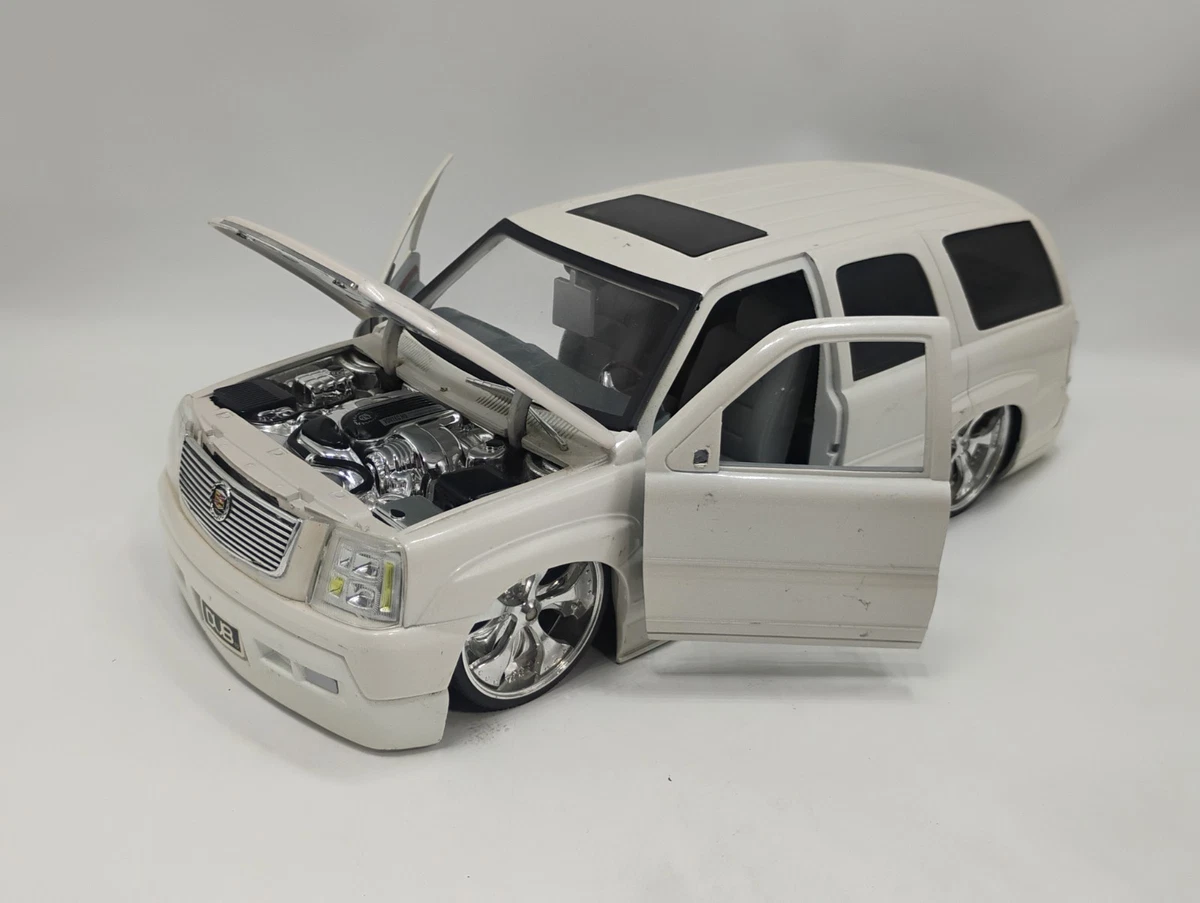 Jada Toys Cadillac 1:18 Scale Diecast & Toy Vehicles for sale | eBay