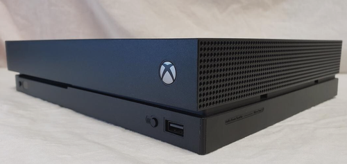 Microsoft XBox One X 1TB Console Video Game System Bundle 4K Ultra HD Black X1X - Picture 5 of 6