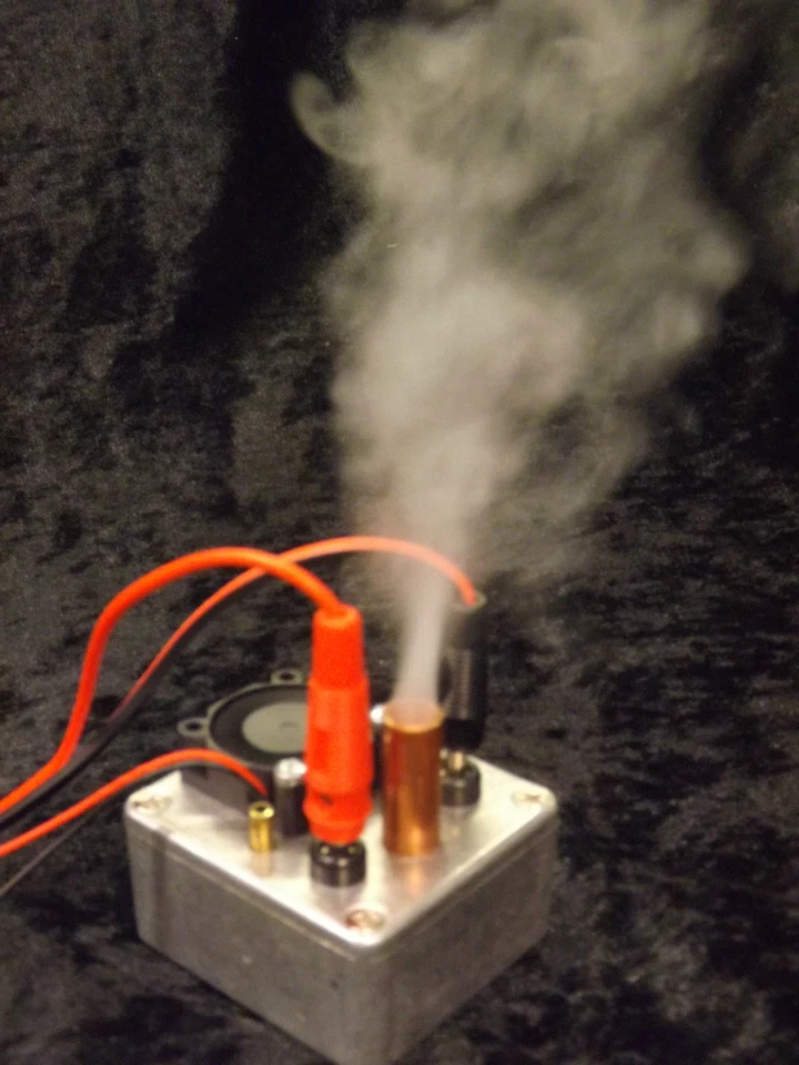 Raucherzeuger Midi Rauchgenerator Smoker Rauchmodul 6V 7,2V 8,4 usw -- 24V - Bild 3 von 4