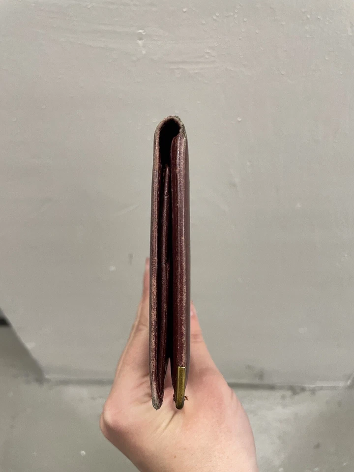 Authentic CARTIER Burgundy Calf Leather Must De Cartier Bifold Envelope Wallet - Image 4 of 4