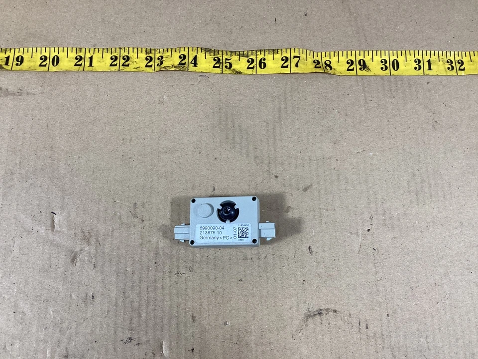 Amplificador de señal amplificador de antena BMW X3 E83 2006-2010 6990090-04 OEM. Foto 4 de 4