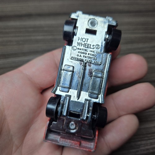 Hot Wheels Blackwall Emergency Unit 50 Fire Truck - Hong Kong - Picture 6 of 6