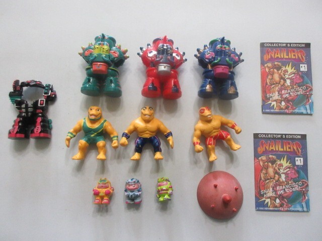 Lot of SNAILIEN figures | eBay