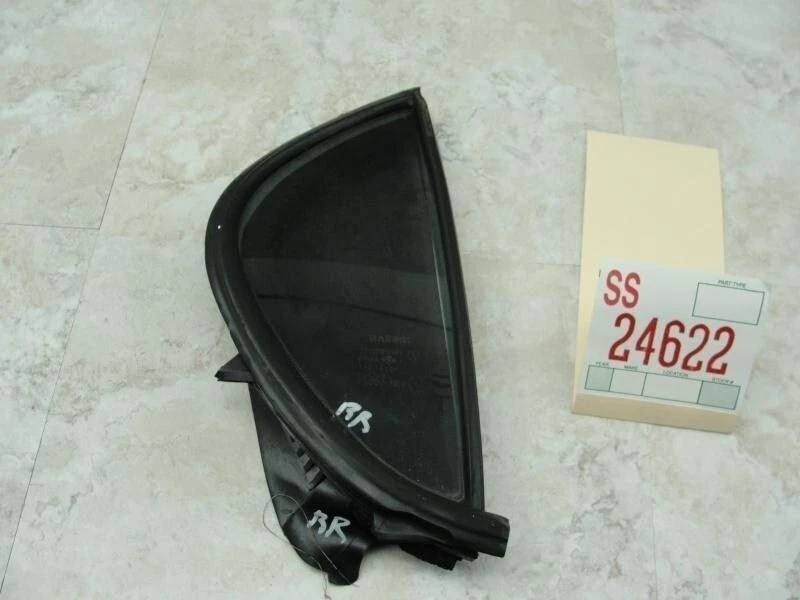 Ventana de vidrio de ventilación I30 2000 2001 Infiniti lado derecho pasajero puerta trasera OEM Foto 2 de 4