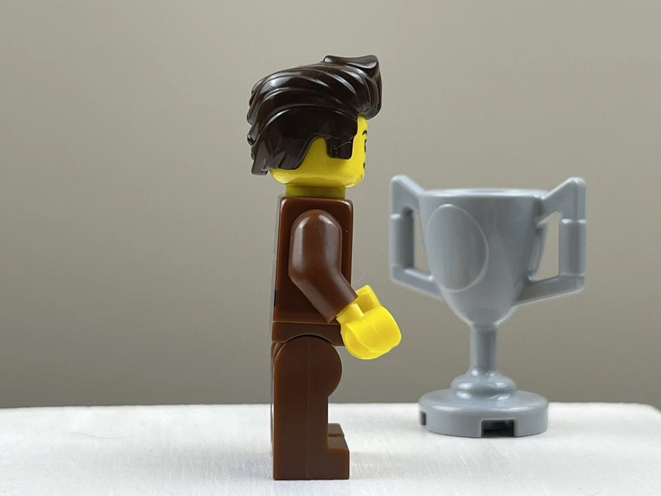 LEGO Ninjago Dareth с напечатанными ногами и трофеем минифигурка njo110 5002144-1 новый - Изображение 3 из 4