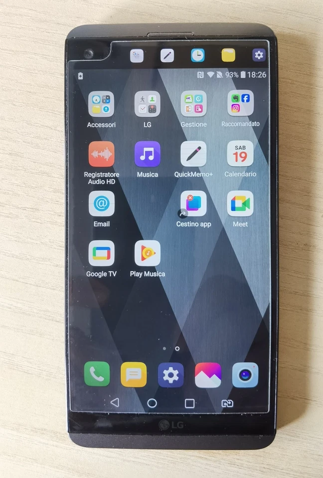 LG V20 - Immagine 2 di 4