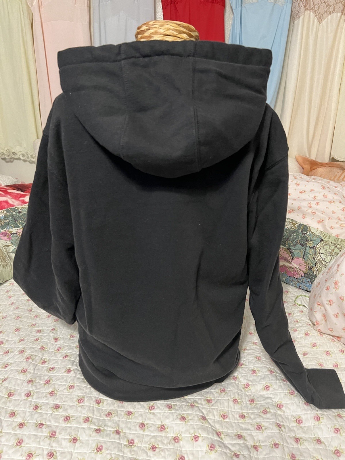 Vans Off The Wall Venus Flytrap Pullover Hoodie - image 5