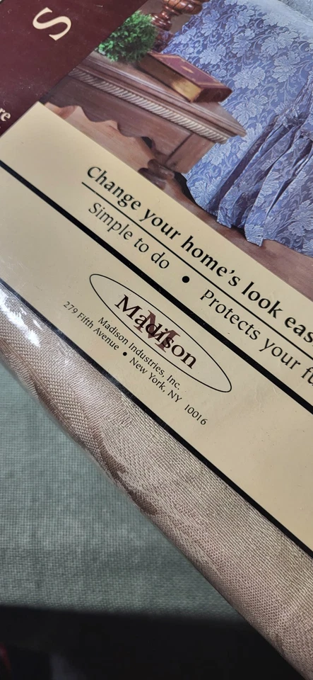 Madison Industries 沙发套 74 英寸至 96 英寸长橡木图案香槟色 — 第 2/3 张图片