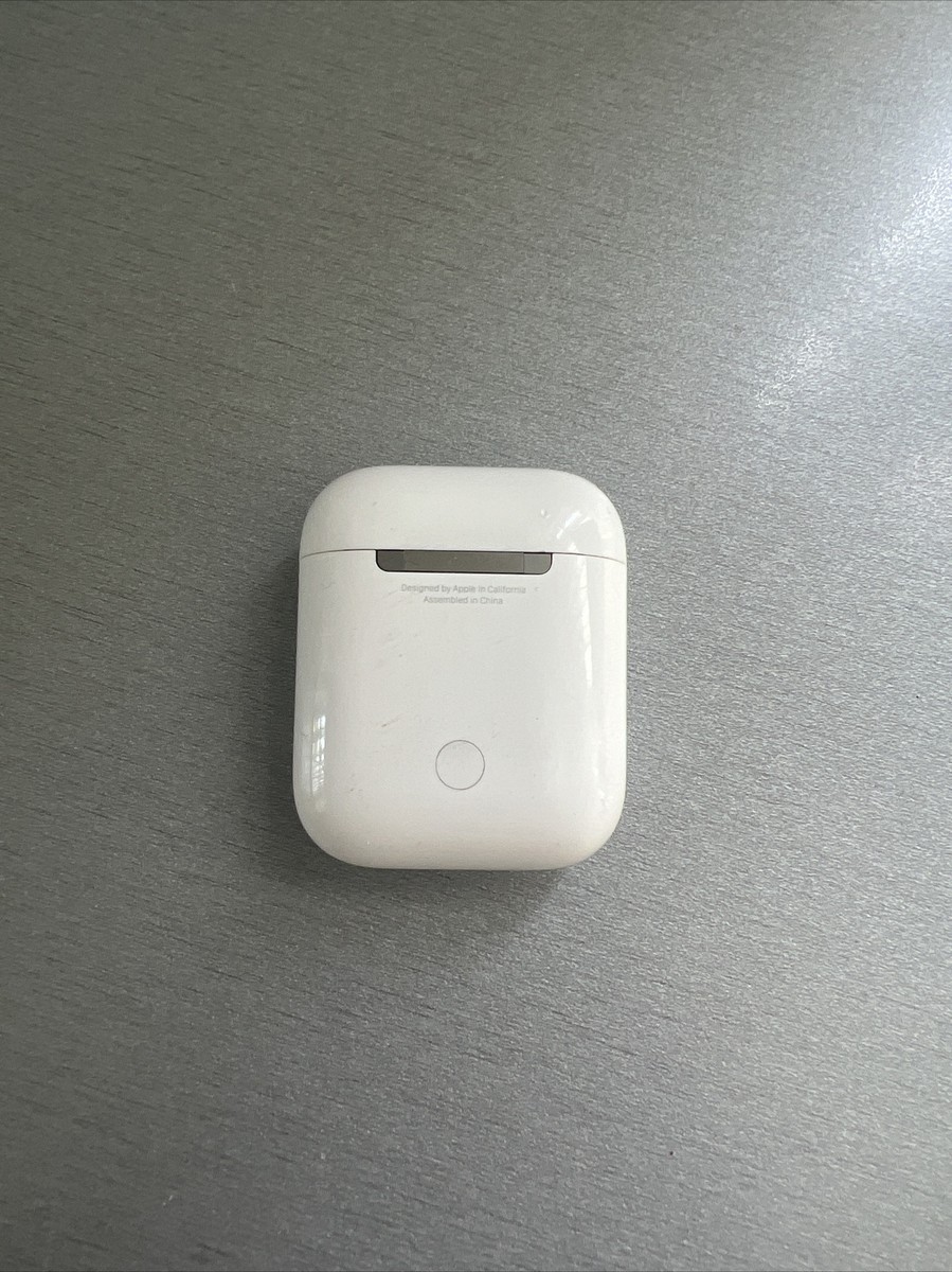 Air Pods Ligtning Charging Case 美品 Apple Lightning Charging Case for AirPods 1st/2nd Gen