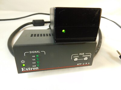 Extron MTP URA Twisted Pair Receiver VGA Video Audio with Power Supply & Cables