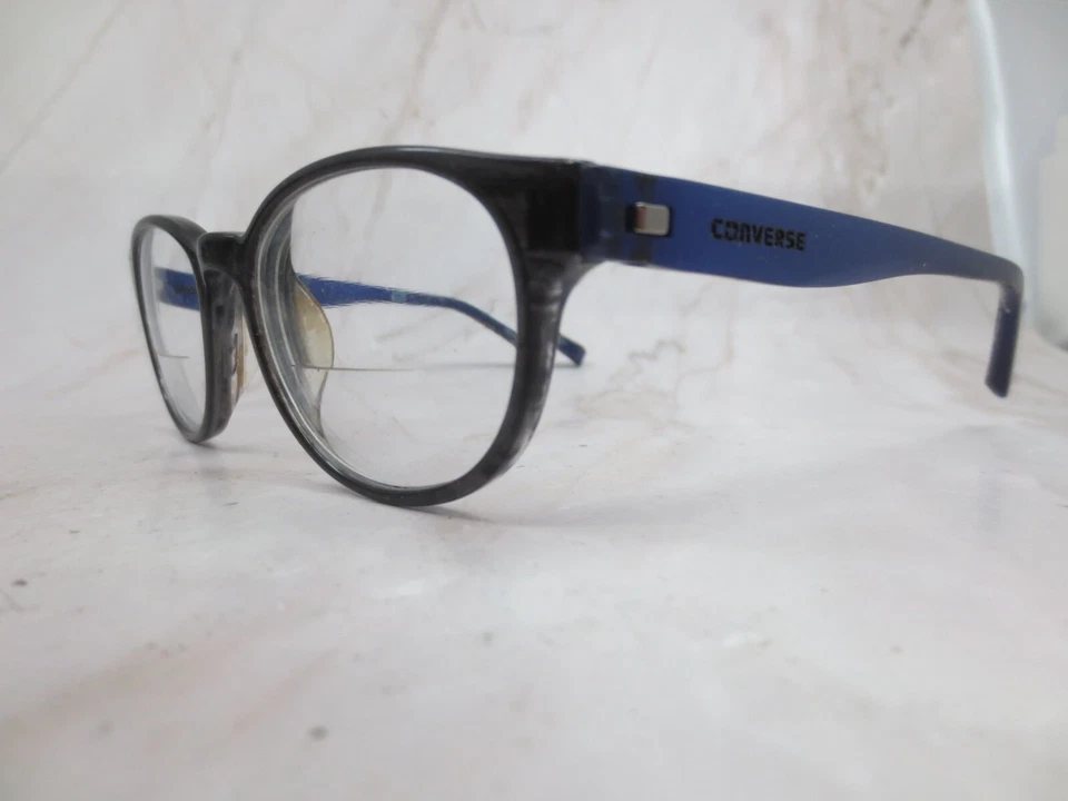 Marco de gafas Converse A046 UF unisex negro a rayas borde completo redondo 48-18-140 Foto 2 de 4