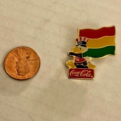 1984 Los Angeles Olympics Coca-Cola Sam the Eagle Bolivia Flag Pin Rare