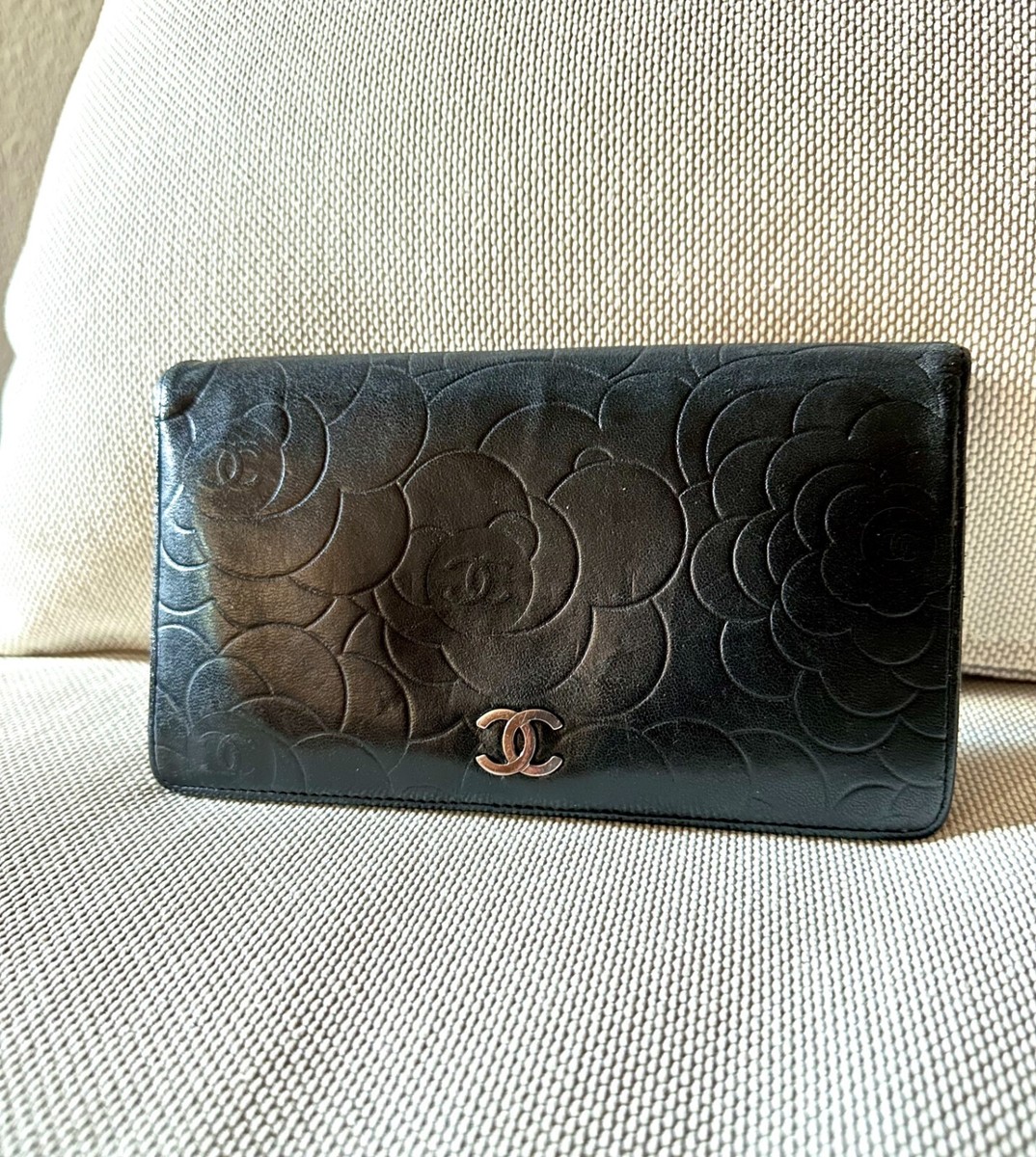 CHANEL Black Camellia Embossed Lambskin Leather Wallet  display picture 1