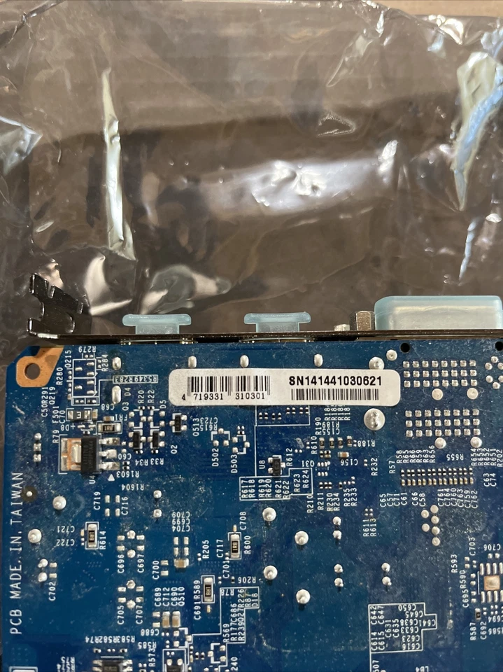 Gigabyte GTX 750 GDDR5-2GB 2xDVI-I/DVI-D/2xHDMI OC Graphics Card GV-N750OC-2GI - Image 3 of 4