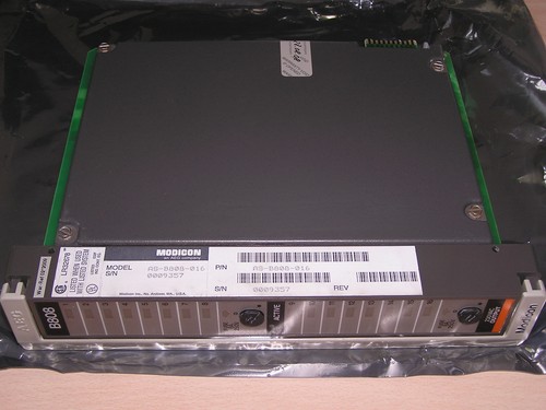 New - AEG AS-B808-016 Modicon ASB808016 Output Module open original box - Imagen 3 de 9