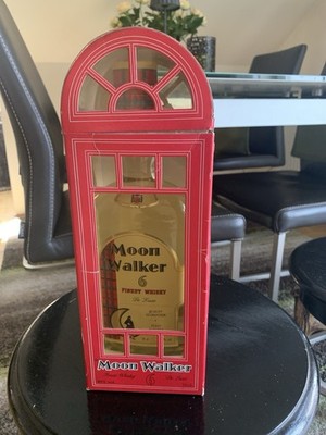 Whisky-Flasche Der Marke Moon Walker Limited Edition