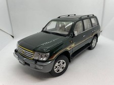 Custom 1/18 Land Cruiser LAND CRUISER LC100 Dark Green J02-03-009