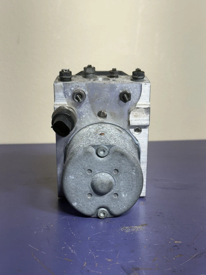 0265225152 BMW 330xi AWD 2001-2004 ABS módulo bomba freno antibloqueo  Foto 3 de 4