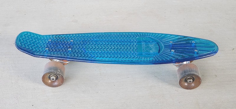 Sunset Skateboard Co. Skateboard 22” Acrylic Blue Board LED Lights Wheels Works