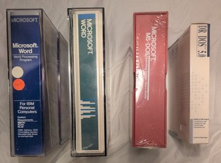 Microsoft Word (two sets) MS DOS User's Guide (Shrink Wrapped) DR DOS 5.0