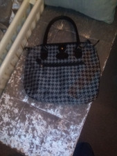 Cotton Traders Black Grey Dogtooth/ Checkered  Top Handle Bag