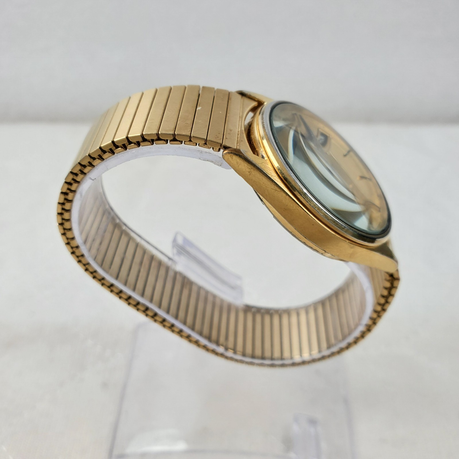 RARE VINTAGE SEIKO SQ A&W 5C23-8009 DAY/DATE QUARTZ JAPAN GOLD TONE MEN'S WATCH image 6