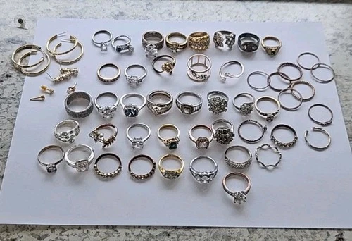 Vintage Estate Costume Jewelry Lot! 46 Rings 4 sets of  Ear Rings,  1 Loose