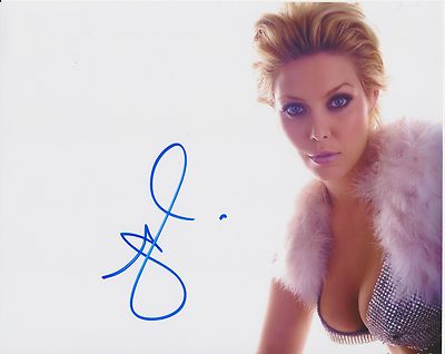 Alaina Huffman Signed Photo - Stargate / Smallville / Supernatural BABE