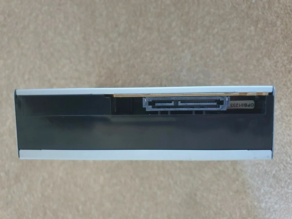 HP DVD Multi Player DH20N DVD SATA ROM Drive - 446777-001 575781-200 410125-2M3 - Image 2 of 4