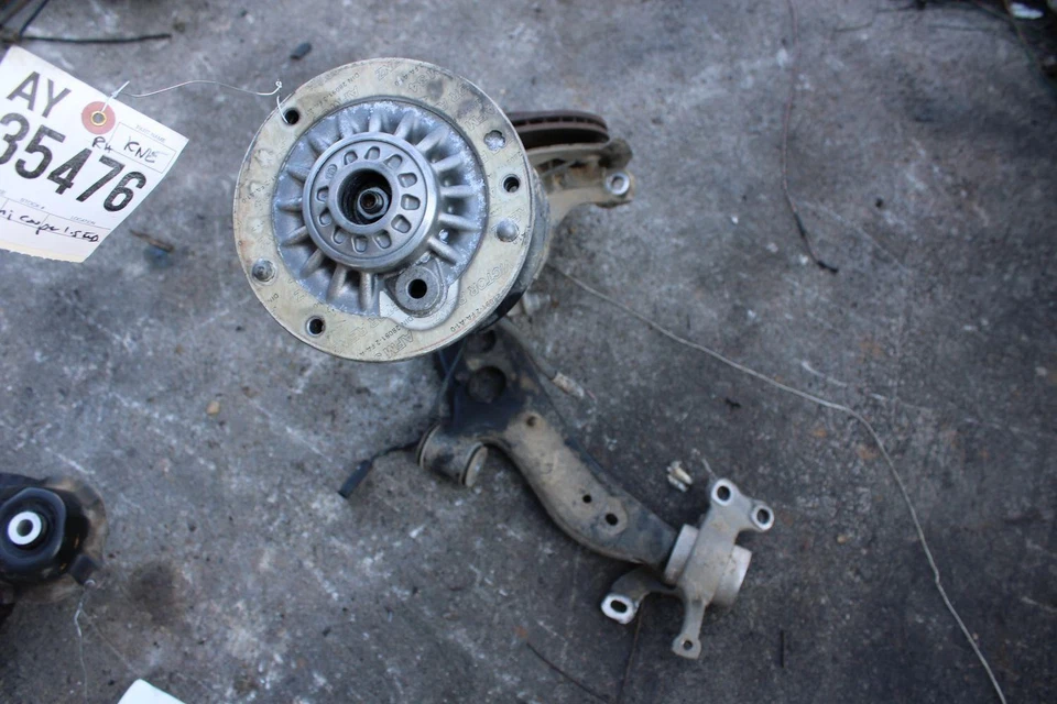 Mini Cooper 2014-2017 montaje de rodilla pasajero derecho sin amortiguación dinámica Foto 4 de 4