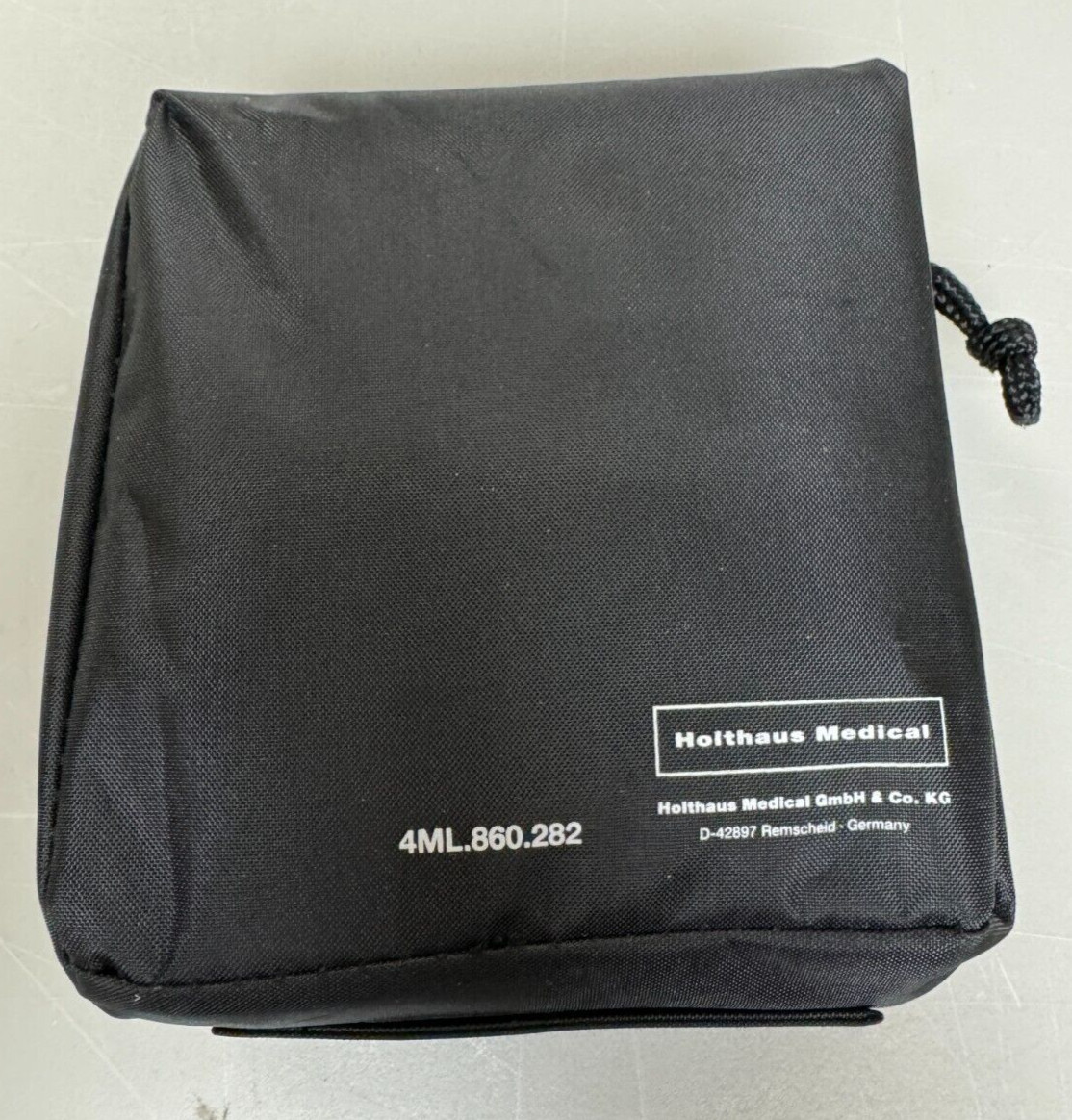 LAMBORGHINI URUS FIRST AID KIT GENUINE OEM #826349 BRAND NEW 4ML.860.282