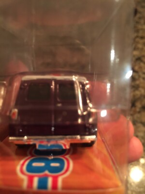 Matchbox Austin Mini Van kisautó 1/64 - Mattel vásárlás a Játékshopban