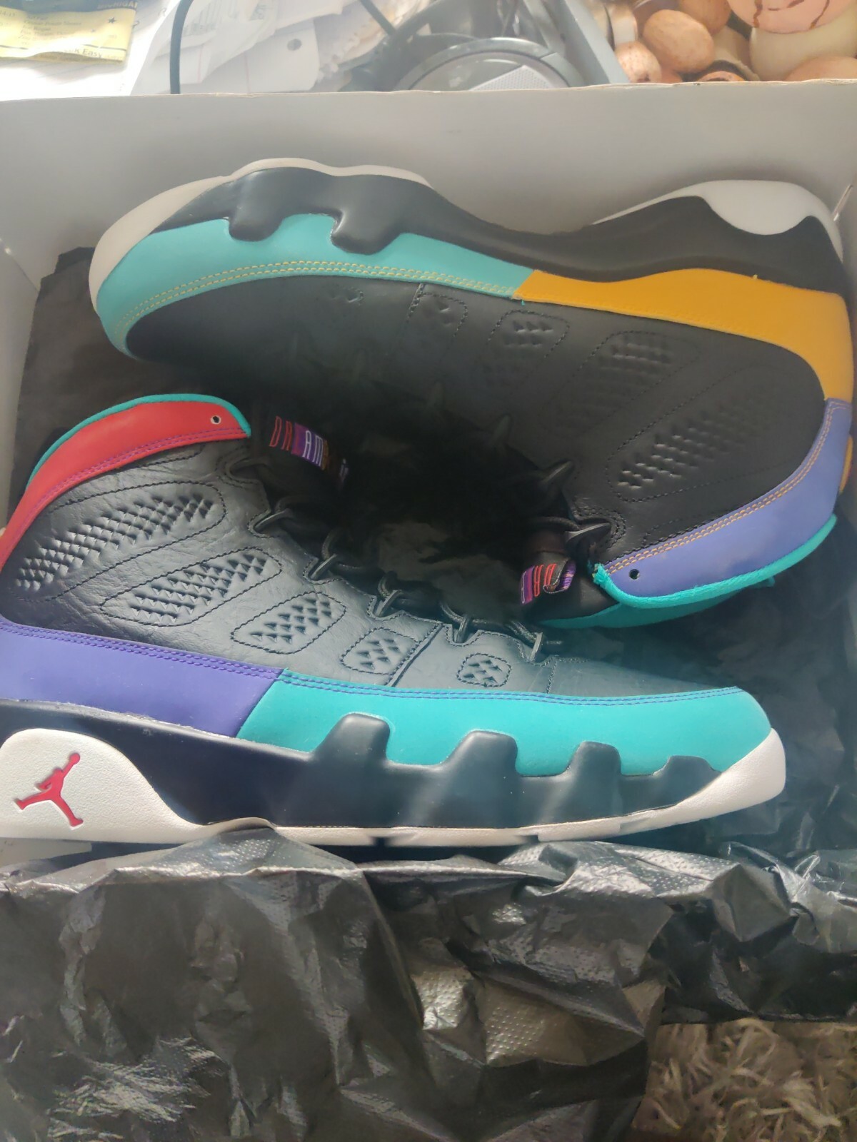 multicolor retro 9