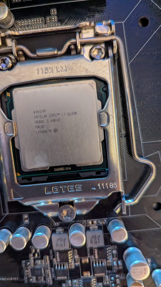 ASUS P8Z68-V PRO/GEN3 Mainboard + Intel Core i7-2600K CPU – LGA1155 – Z68 Chipsa - Bild 4 von 4