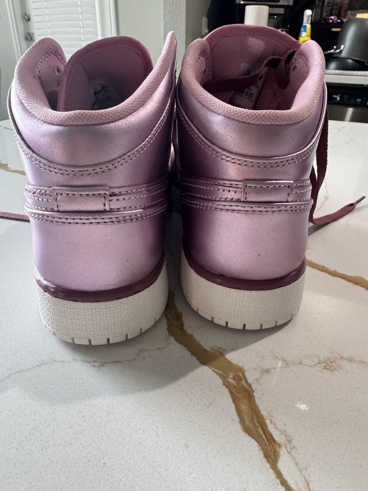 *RARE* Nike Air Jordan 1’s Mids Metallic Pink Sneakers, Size 8Y or 9.5 Women image 4