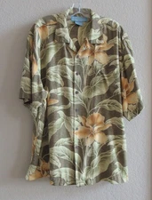 Bermuda Bay Multicolored Sz LG Hawaiian Aloha Shirt 100% Silk Buttons Pocket